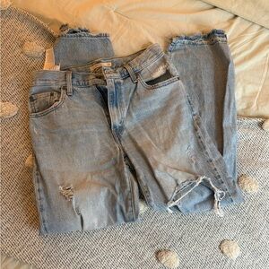 Levi’s baggy dad jeans